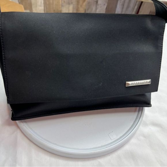Reaction Kenneth Cole Small Handbag - Picture 1 of 14